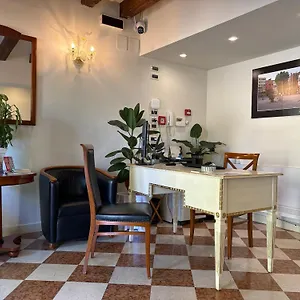 Del Ghetto Guest house